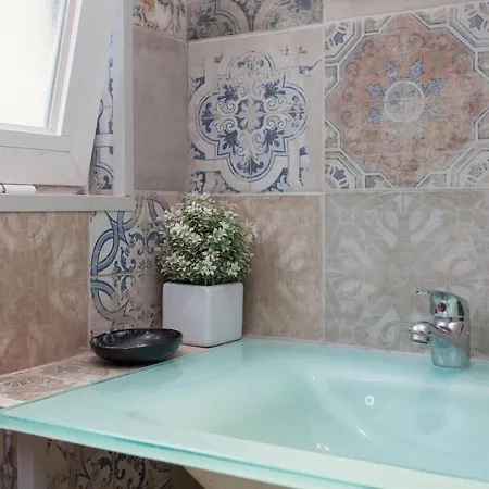 Apartment Modern And Cozy In Lisbon